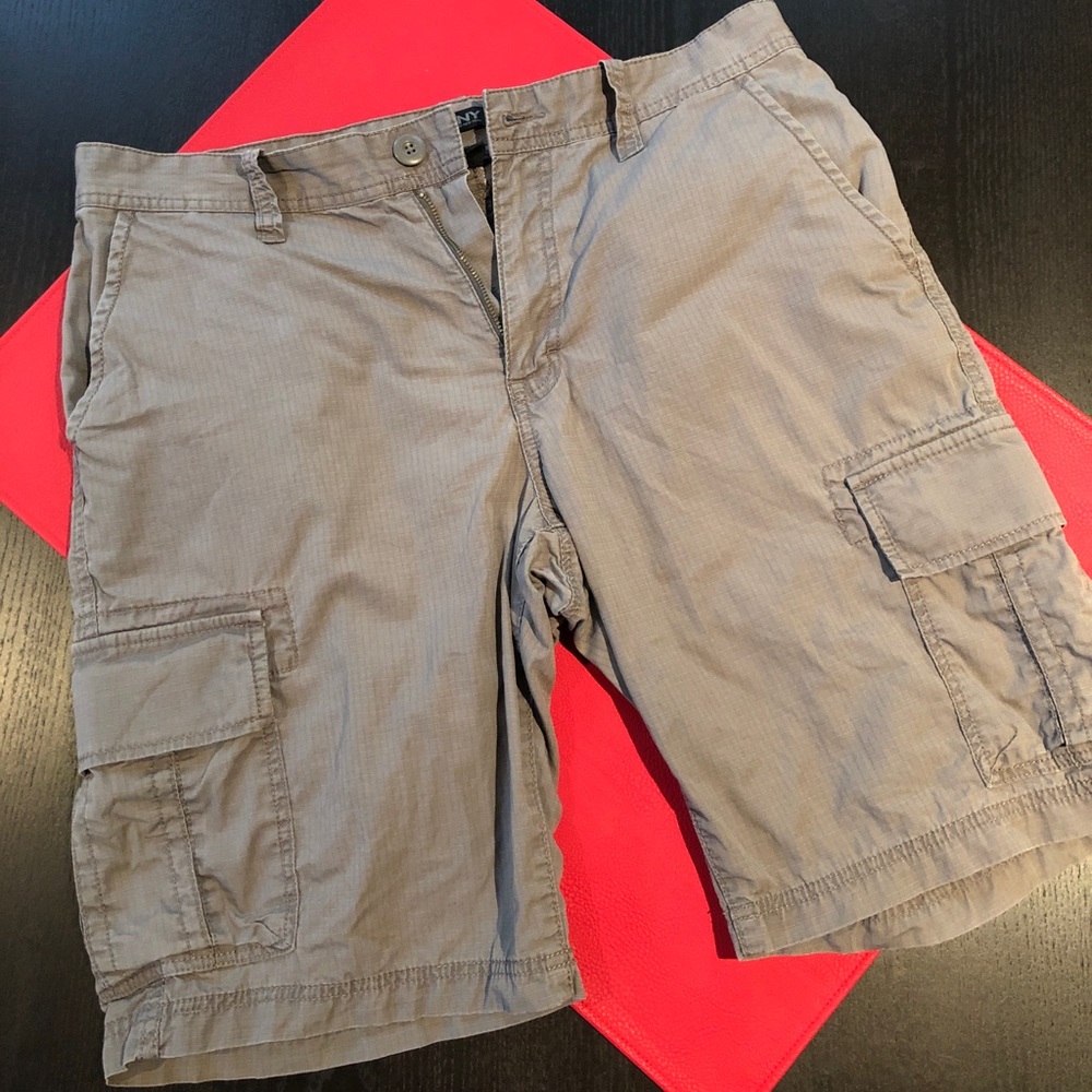 DKNY Men’s Cargo Shorts - Size 31
